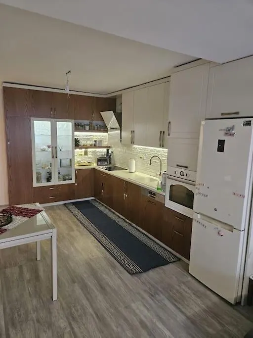 Cozy Two-Bedroom Apartment Shkoder