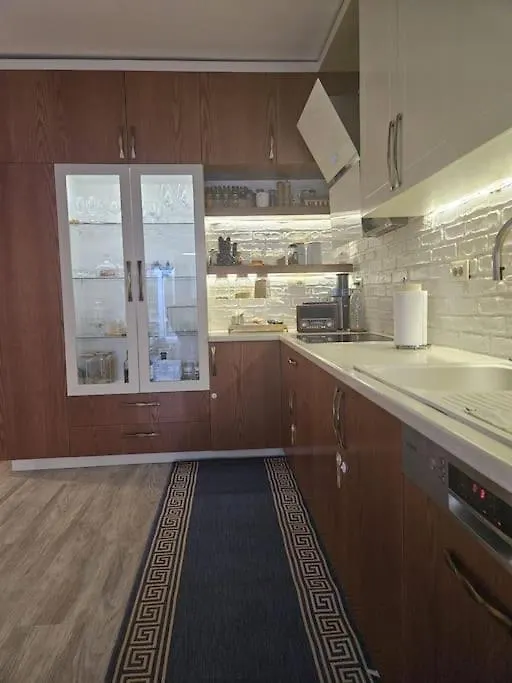 Cozy Two-Bedroom Apartment Shkoder